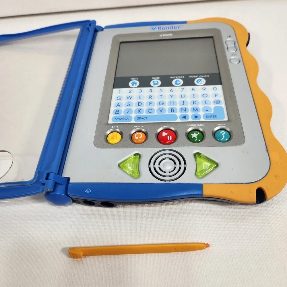 VTech VReader Interactive E-Reading System + 6 Cartridges